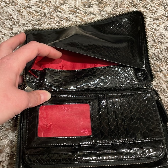 Kenneth Cole Wallet!! - Picture 11 of 14